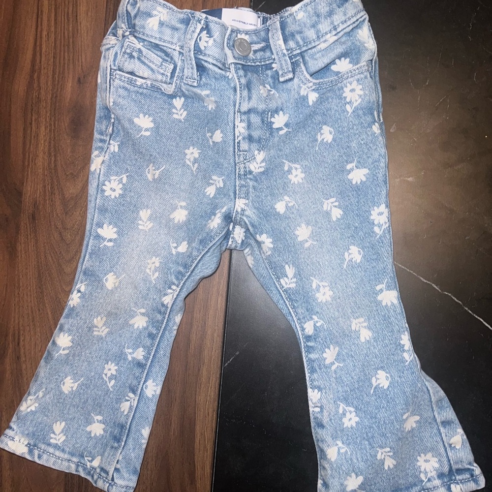 Floral Old Navy Toddler Jeans